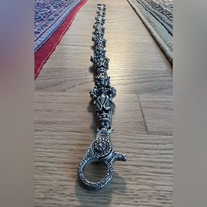 Hardcore elegance, 27 inch wallet chain